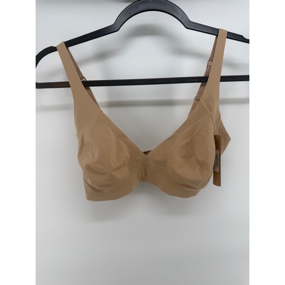 Skims Fits Everybody Plunge Bra Clay Tan NWT BR-PLG-1885 Size S-DD